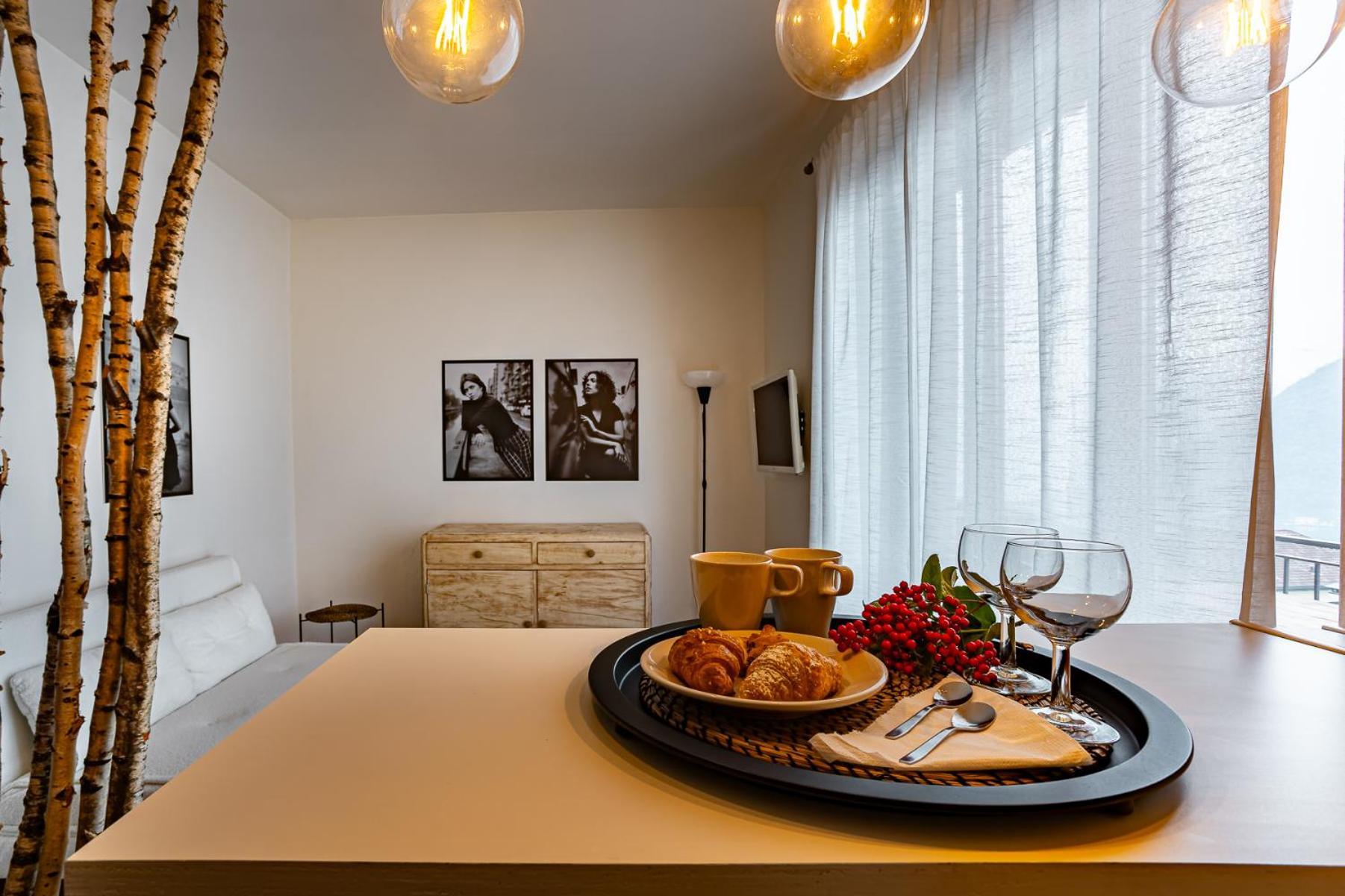 Casa Paris Daire Sale Marasino Dış mekan fotoğraf
